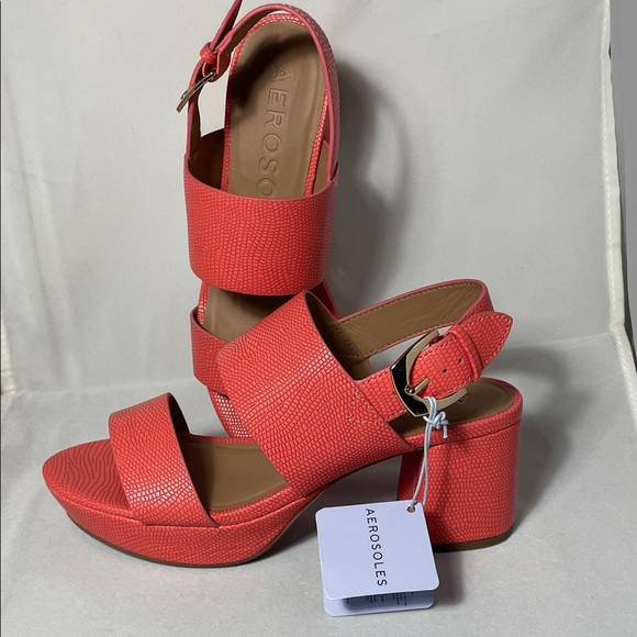 Aerosoles Camilia Round Toe Platform Sandals Coral Lizard Embossed 
Size 7.5 - Picture 3 of 8